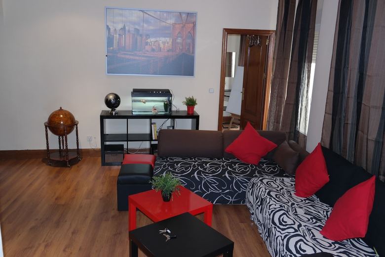 Silver Apartments Sol