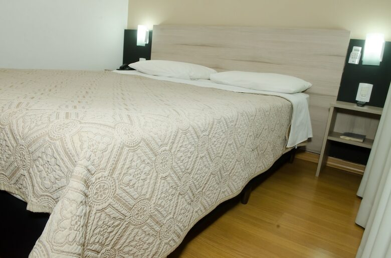 Bristol Alameda Business Hotel