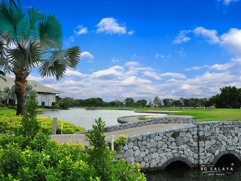 Hotel The Royal Gems Golf Resort