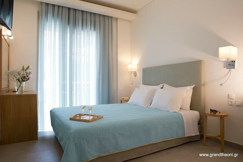 Grand Theoni Boutique Hotel & Spa