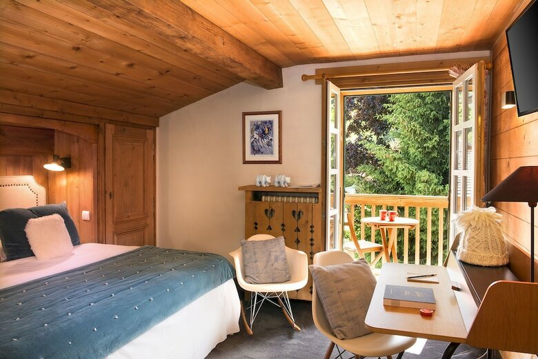 Les Roches Sweet Hotel & Spa