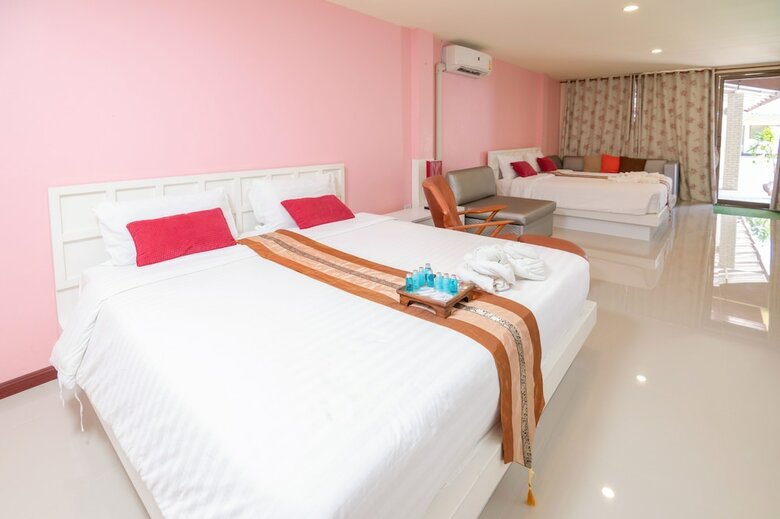 Talay Sai Hotel @ Thung Wua Laen