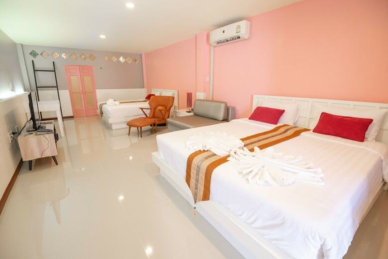 Talay Sai Hotel @ Thung Wua Laen