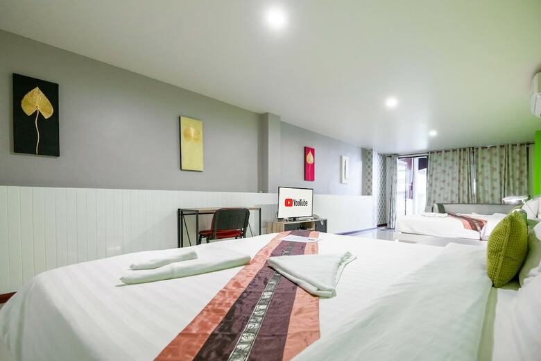 Talay Sai Hotel @ Thung Wua Laen