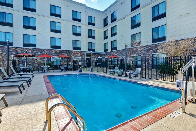 Hotel Towneplace Suites By Marriott Alexandria