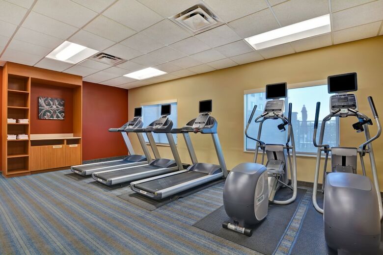 Hotel Towneplace Suites By Marriott Alexandria