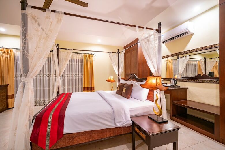 Napalai Pool Villa Resort