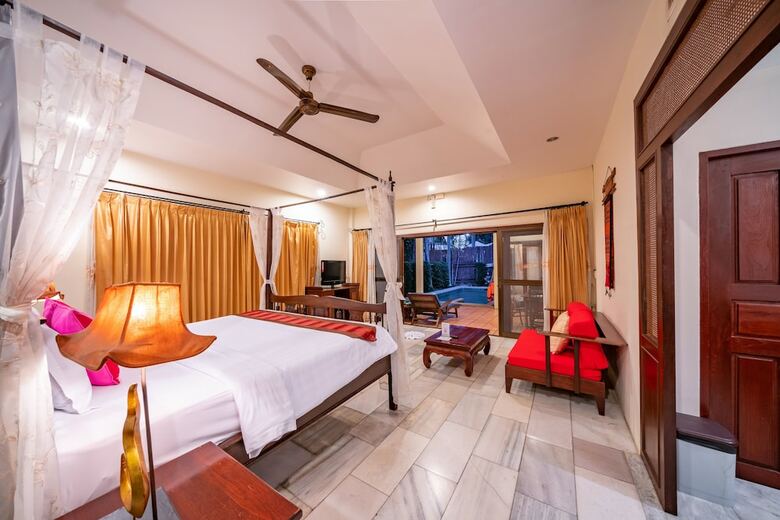 Napalai Pool Villa Resort