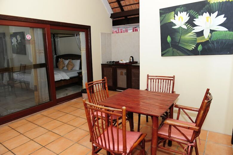 Napalai Pool Villa Resort