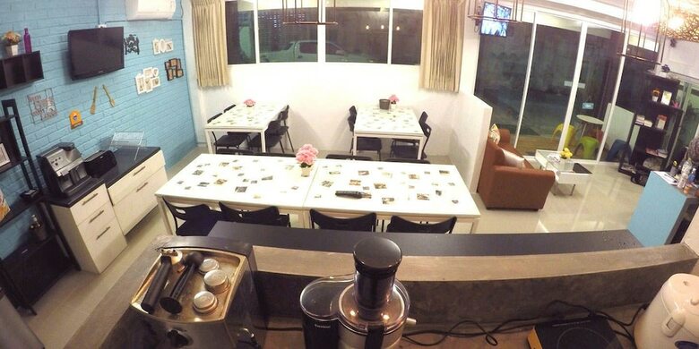 Hotel At We Patong Hostel