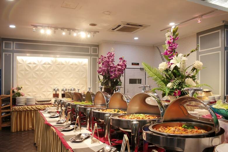 Picnic Hotel Bangkok