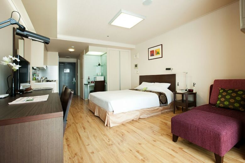 Gangnam Family Hotel