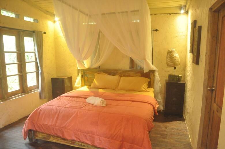 Hotel Tepi Sawah Lodge
