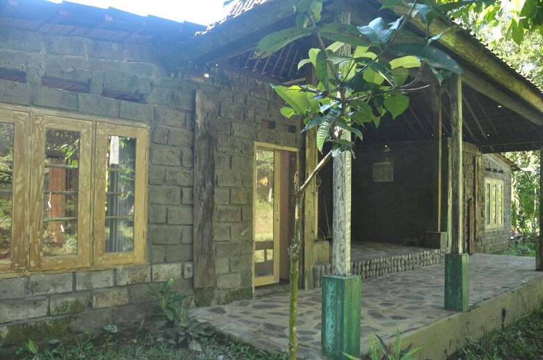 Hotel Tepi Sawah Lodge
