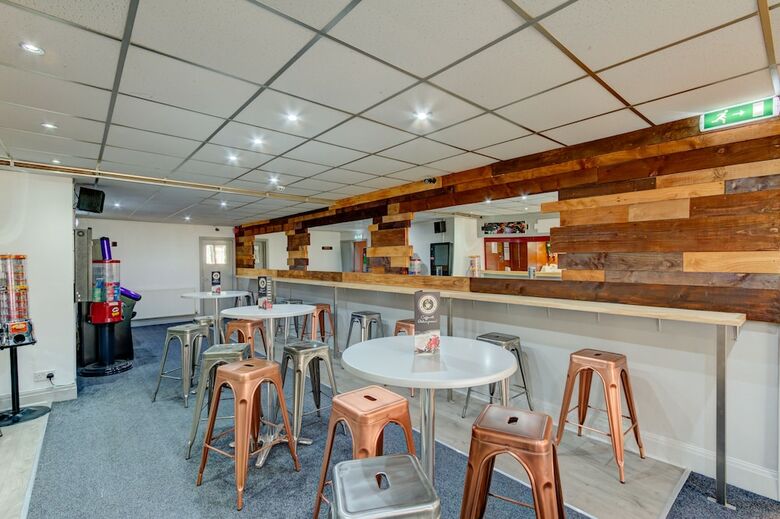 The New Sandringham Court Hotel