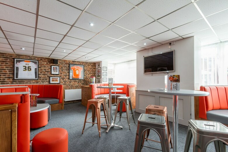 The New Sandringham Court Hotel