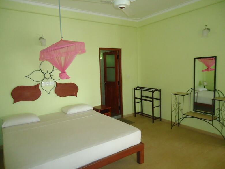Hotel Nature Walk Resort