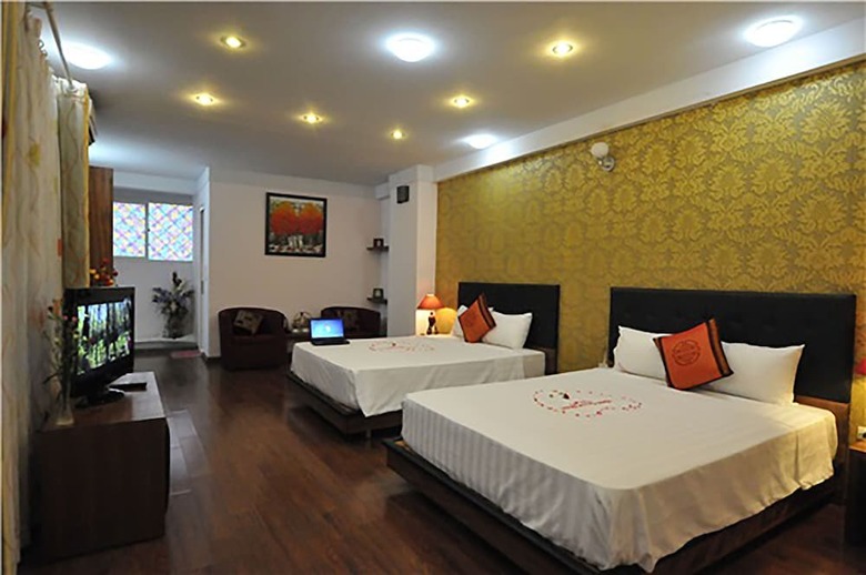 Urban Alley Hotel
