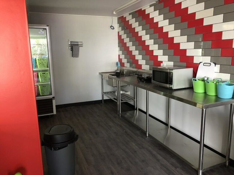 Hostal Reef Backpackers