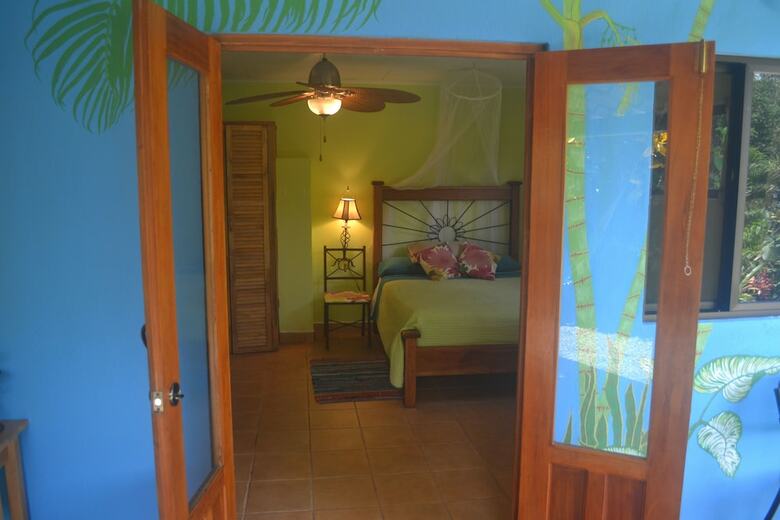 Bed & Breakfast Eden Atenas