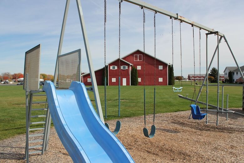 Hotel Farmstead Inn & Conference Center