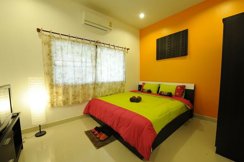 Villa Ruankasalong Hua Hin Holiday House