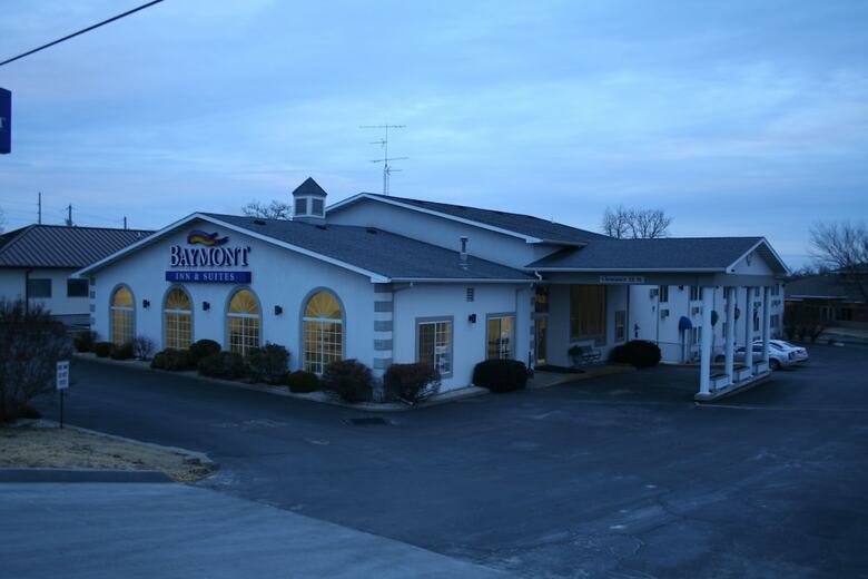 Hotel Baymont By Wyndham Osage Beach