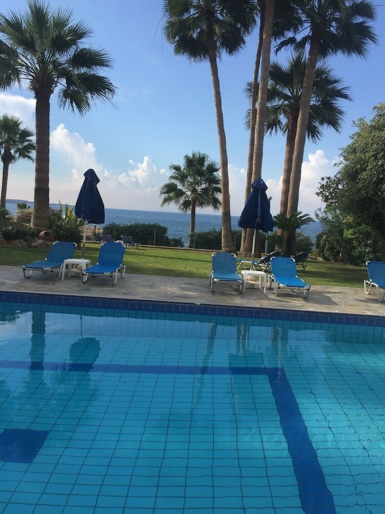 Rododafni Beach Apartments