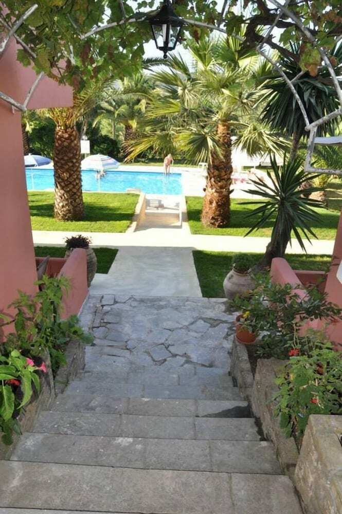 Apartamentos The Palm Garden