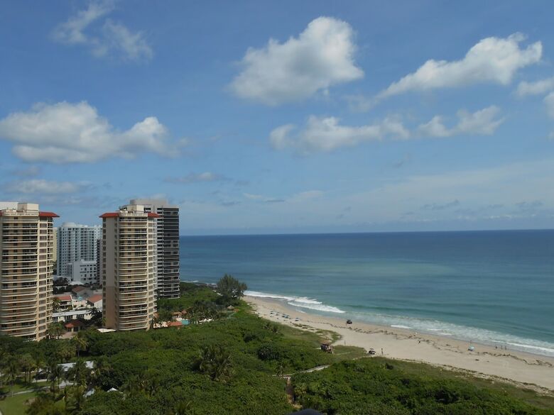 Palm Beach Singer Island Private Owner Condos