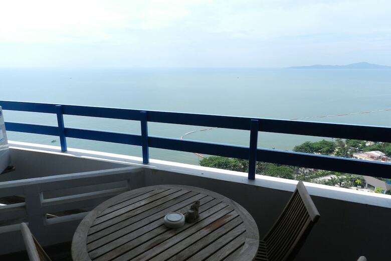 Alex Group Jomtien Plaza Condotel