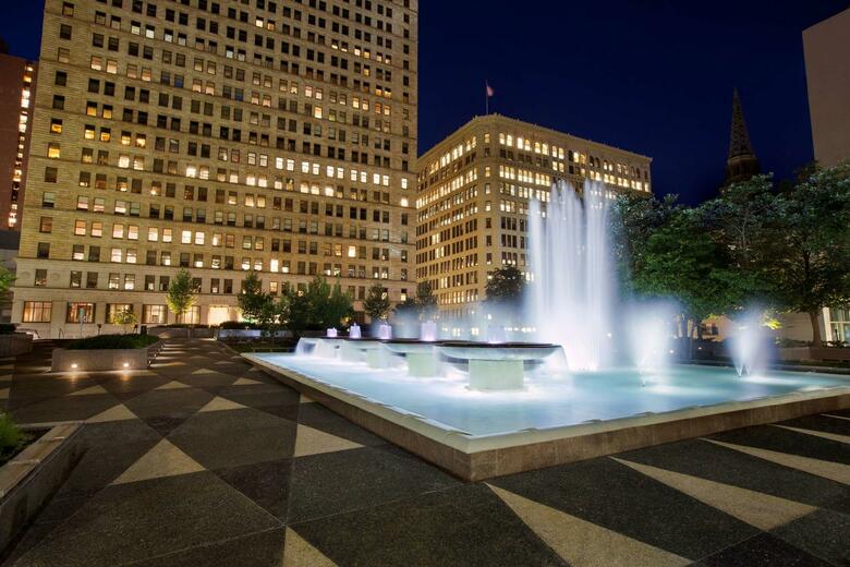 Hotel Embassy Suites By Hilton Pittsburgh Downtown