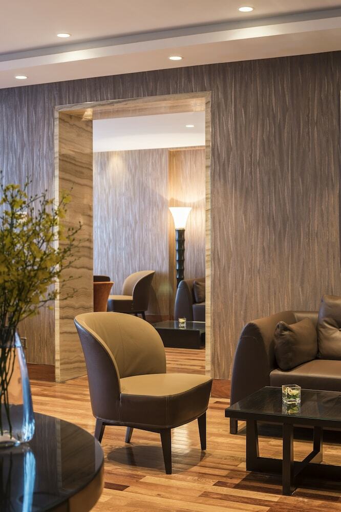 Aparthotel The Reverie Saigon Residential Suites