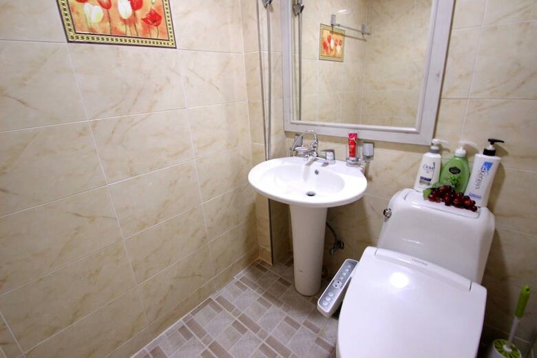 Hotel Happiness Full Guesthouse