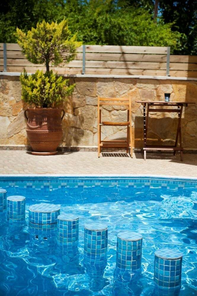 Aparthotel Nikolas Suites