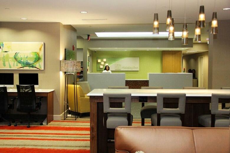 Hotel Holiday Inn Charlotte University Executive Park