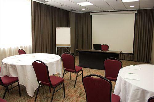 Hotel Holiday Inn Charlotte University Executive Park