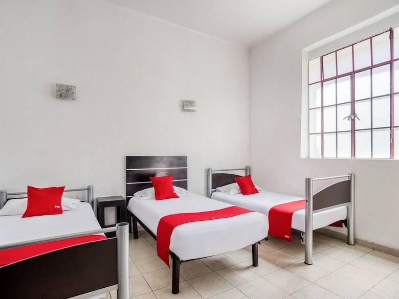 Hostal Oyo Hotel Casona Poblana