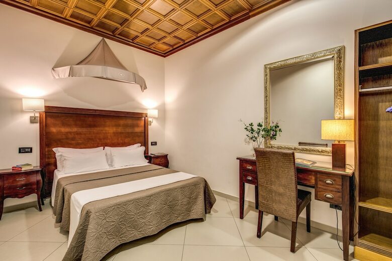 Hotel Artemis Guest House