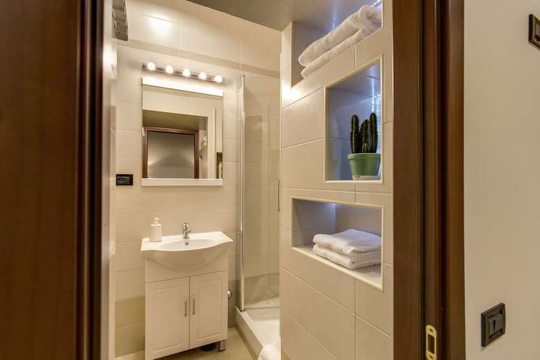 Hotel Artemis Guest House