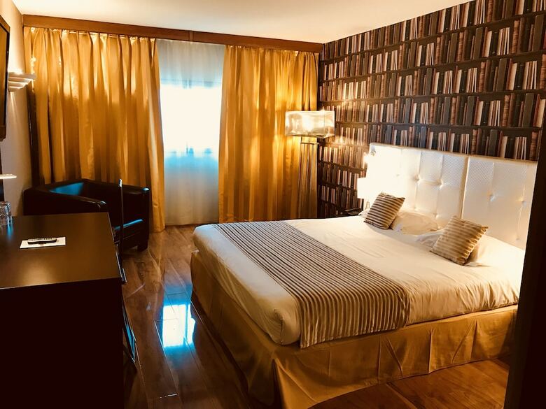 Hotel Grand H�tel de N�mes