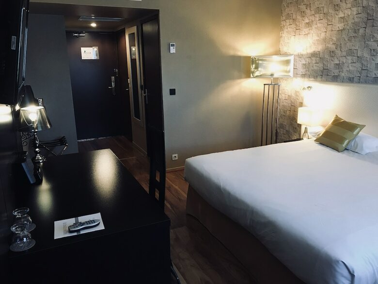 Hotel Grand H�tel de N�mes