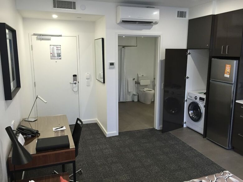 Aparthotel Quest Kings Park