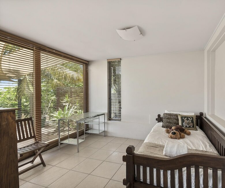 Mcauleys Beach House