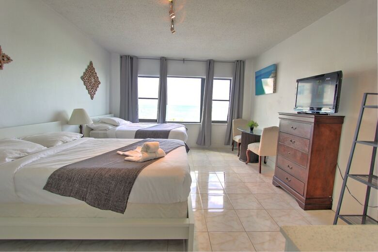 Private Apartments At The Casablanca