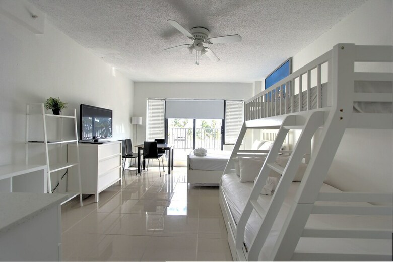 Private Apartments At The Casablanca