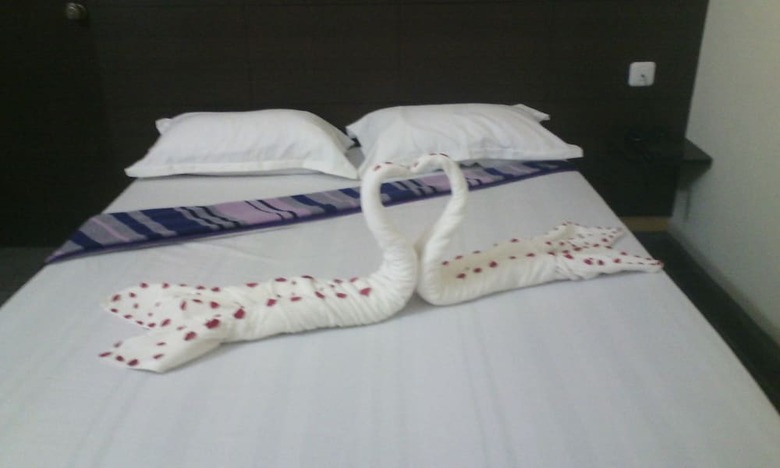 Hotel Season 4 Residences -  Thiruvanmiyur