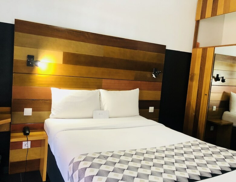 Hotel D�tente H�tel