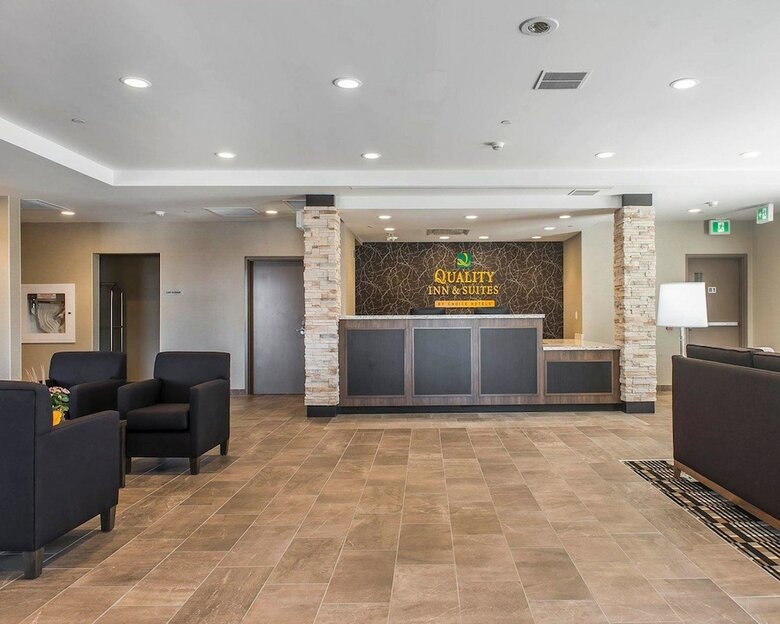 Hotel Quality Inn & Suites