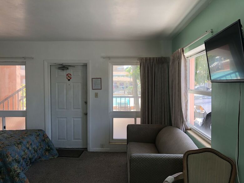 Rose Motel